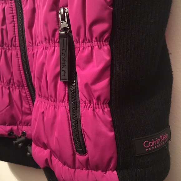 Calvin Klein Performance puffer zip-up vest jacket - Picture 5 of 8